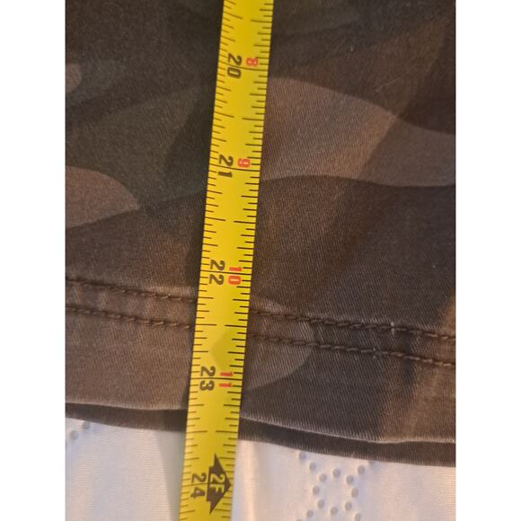 Men's Unionbay Camouflage Cargo Shorts Size 40 - Picture 4 of 6